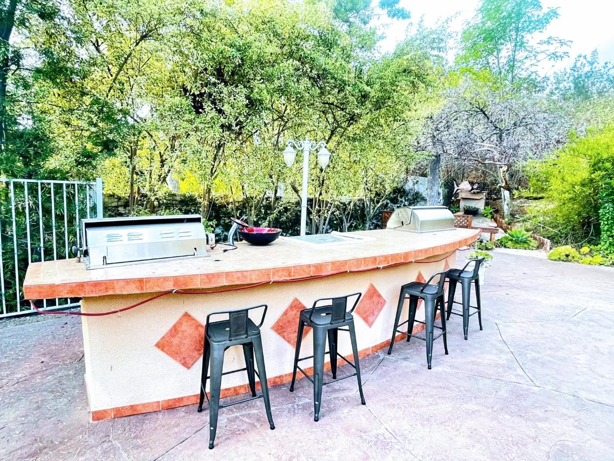 The Ultimate Escape - Enc-bre Ferienhaus *